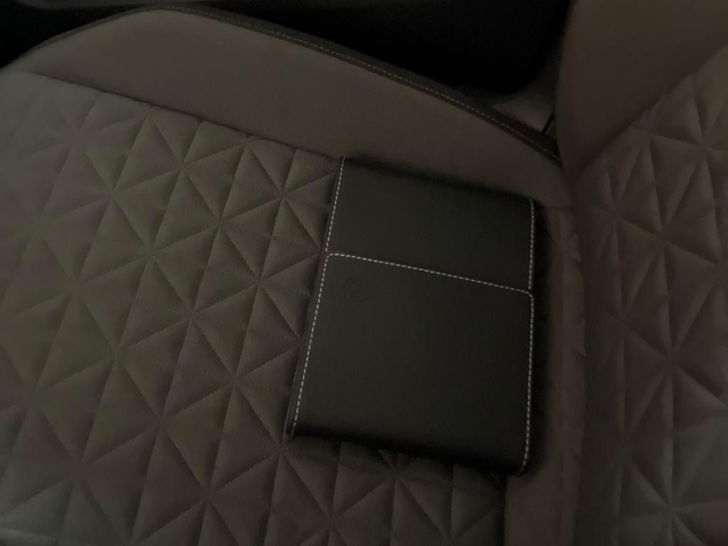 Fahrzeugabbildung Volkswagen Tiguan Life TDI DSG AHK NAVI KAMERA LED GJ  1.HD