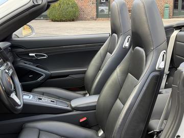 صورة 2 لـ 2018 Porsche 991