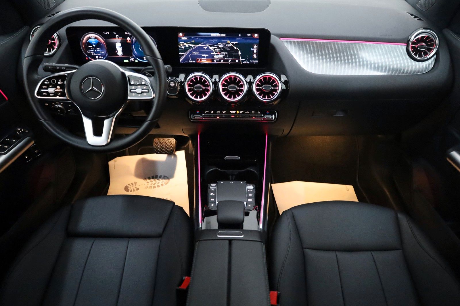 Fahrzeugabbildung Mercedes-Benz GLA 250e Progressive Leder,Navi,LED,Park-Paket
