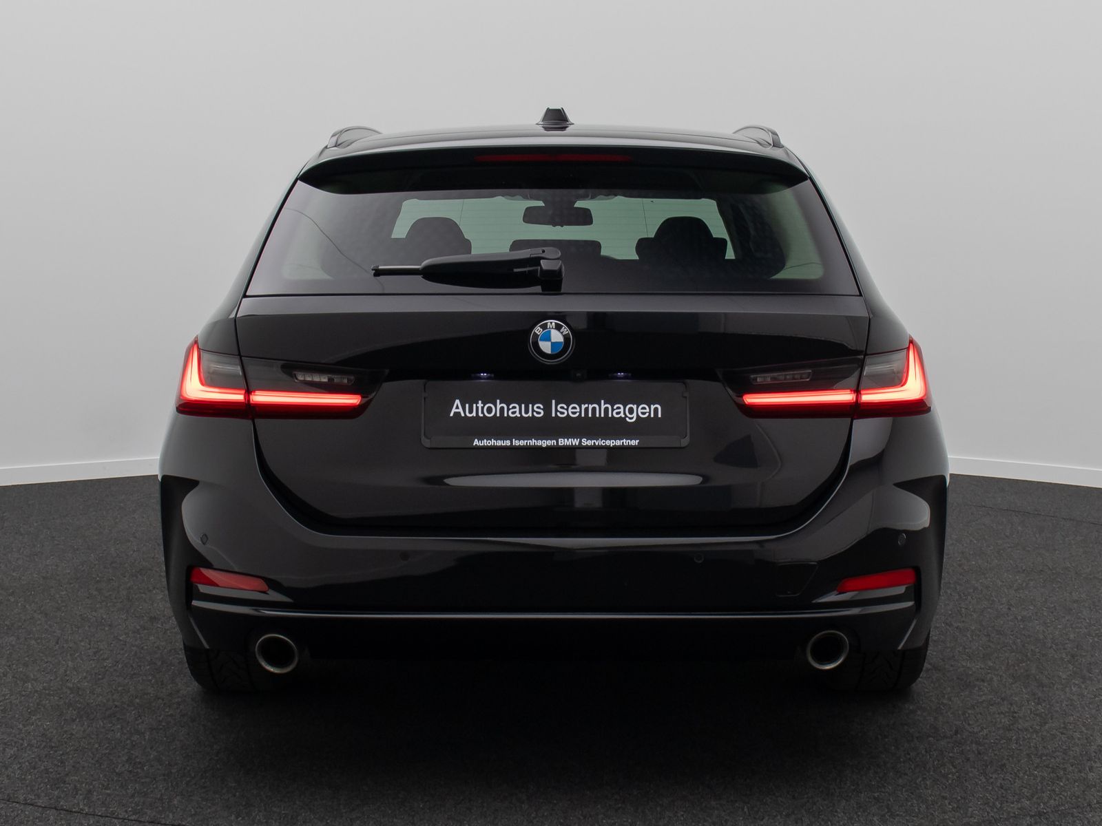 Fahrzeugabbildung BMW 318i GeschwindigReg Alarm HiFi Kamera Widscreen