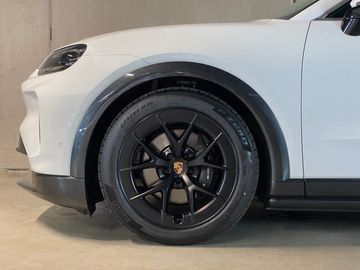 Porsche Cayenne - 8