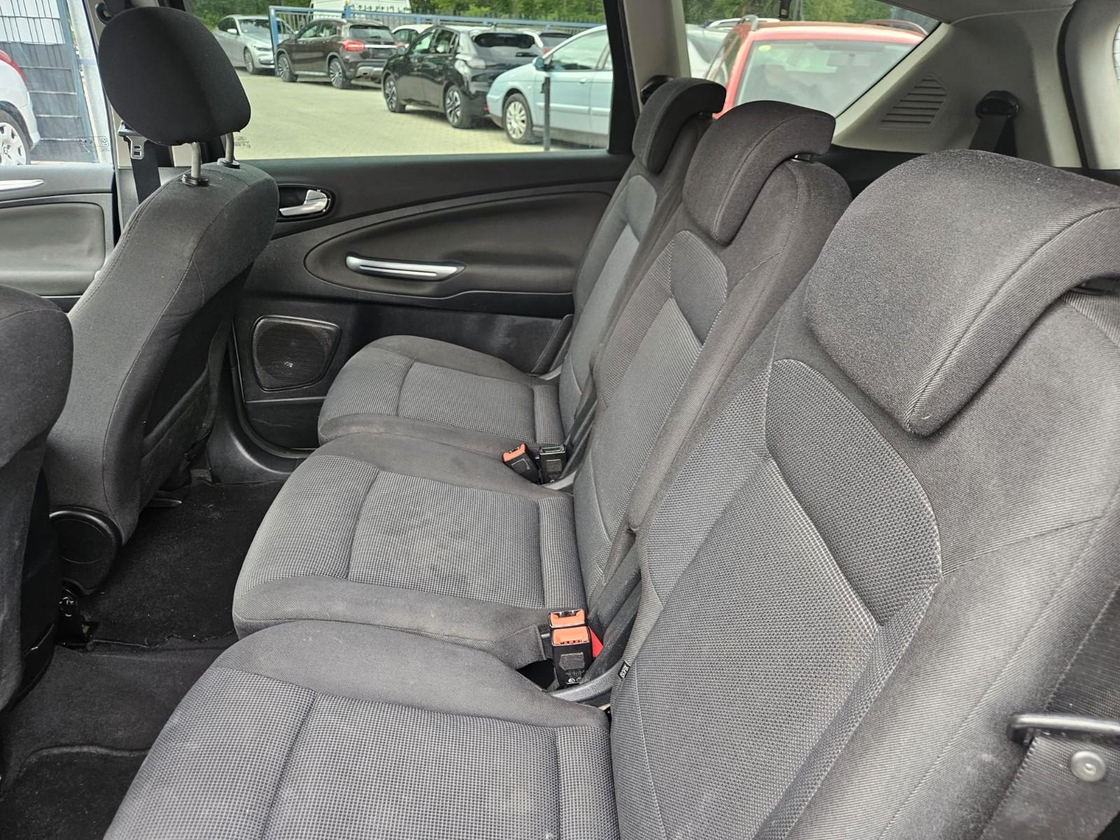 Ford S-MAX 2007 — photo 16