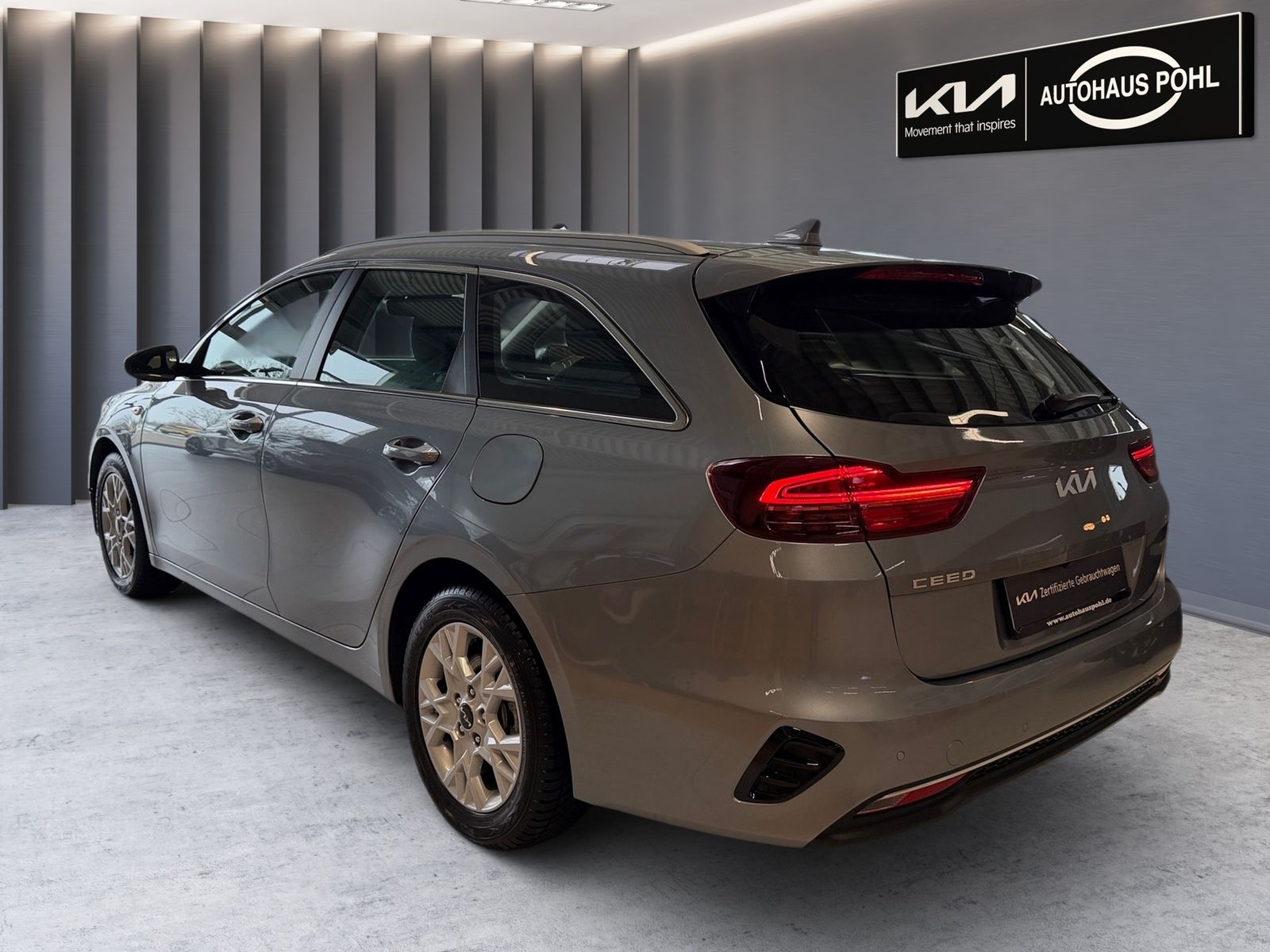 Fahrzeugabbildung Kia CEED_SW 1.5T 140 DCT7 VISION KOMF+ (NAV)