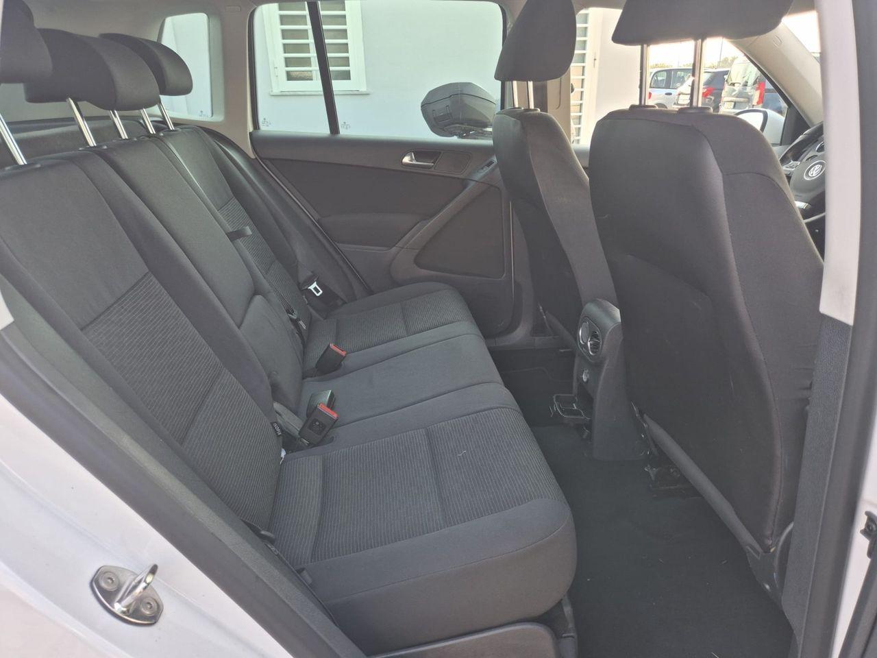 Volkswagen Tiguan 2011 — photo 9