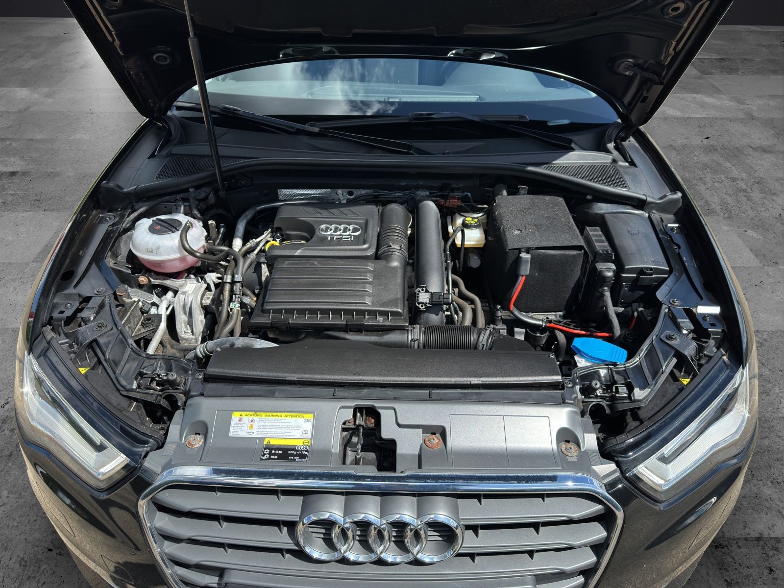 Fahrzeugabbildung Audi A3 Sportback Ambiente TSI DSG AHK XENON NAVI