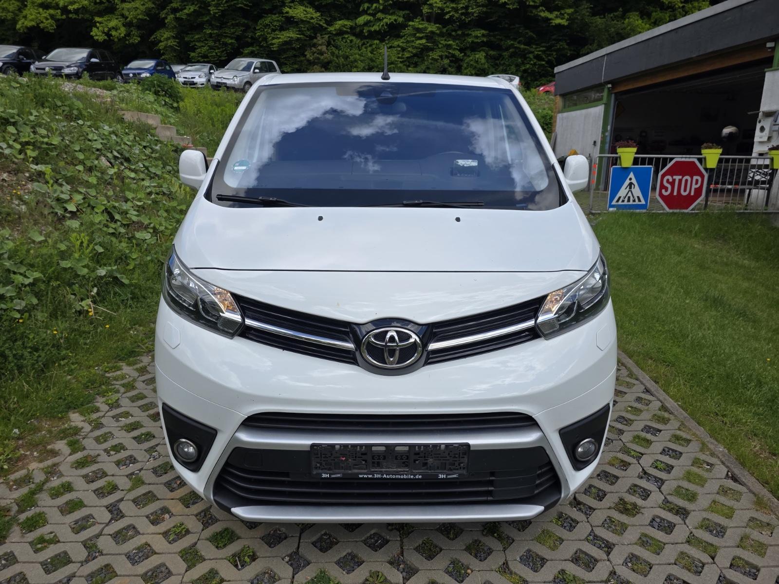 Toyota Proace Verso L1 Family HUD Garantie ZR neu
