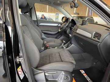 Audi Q3 sport quattro *2. Hand*Klima*Navi*LED*AHK*SHZ