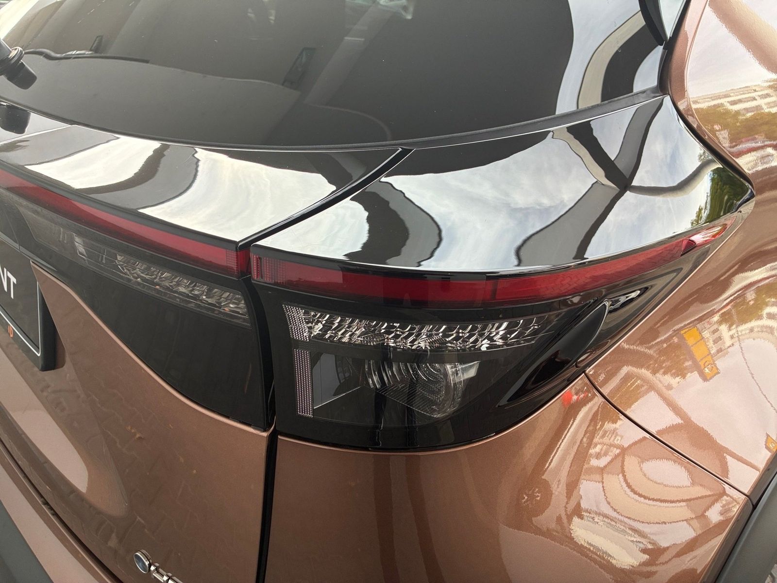 Fahrzeugabbildung Toyota Yaris Cross Lounge 1.5-l-Hybrid 360,HUD,Kamera