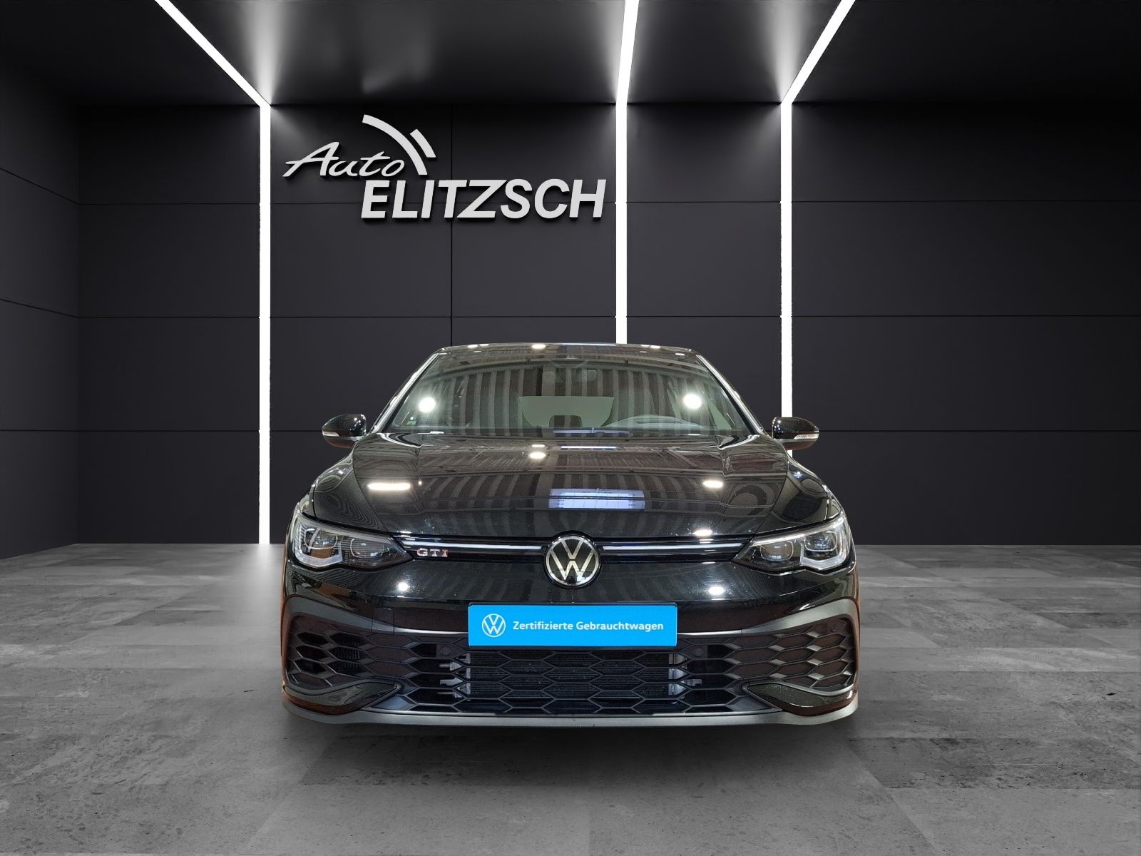 Fahrzeugabbildung Volkswagen Golf VIII GTI DSG Clubsport R-Performance MATRIX