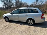 Chevrolet Nubira 2008 - gebrauchte Chevrolet Captiva aus dem Jahr 2008