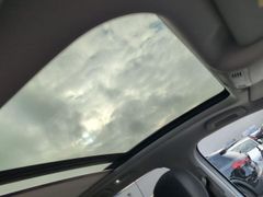 VW Touran 1.4 TSI DSG Highline Pano LED AHK Massage