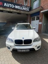 BMW X5 Baureihe X5 xDrive30d 7-Sitz HU/AU NEU - BMW X5 aus 2012 mit Diesel-Antrieb