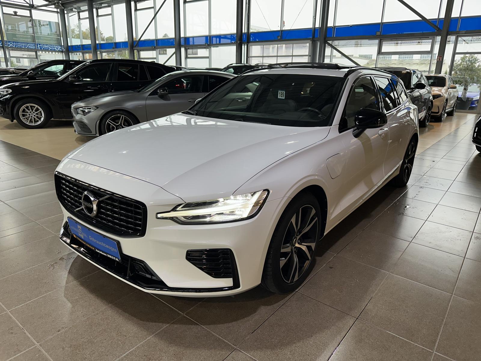 Volvo V60 AWD R Design Leder Pano. Harman/Kardon LED
