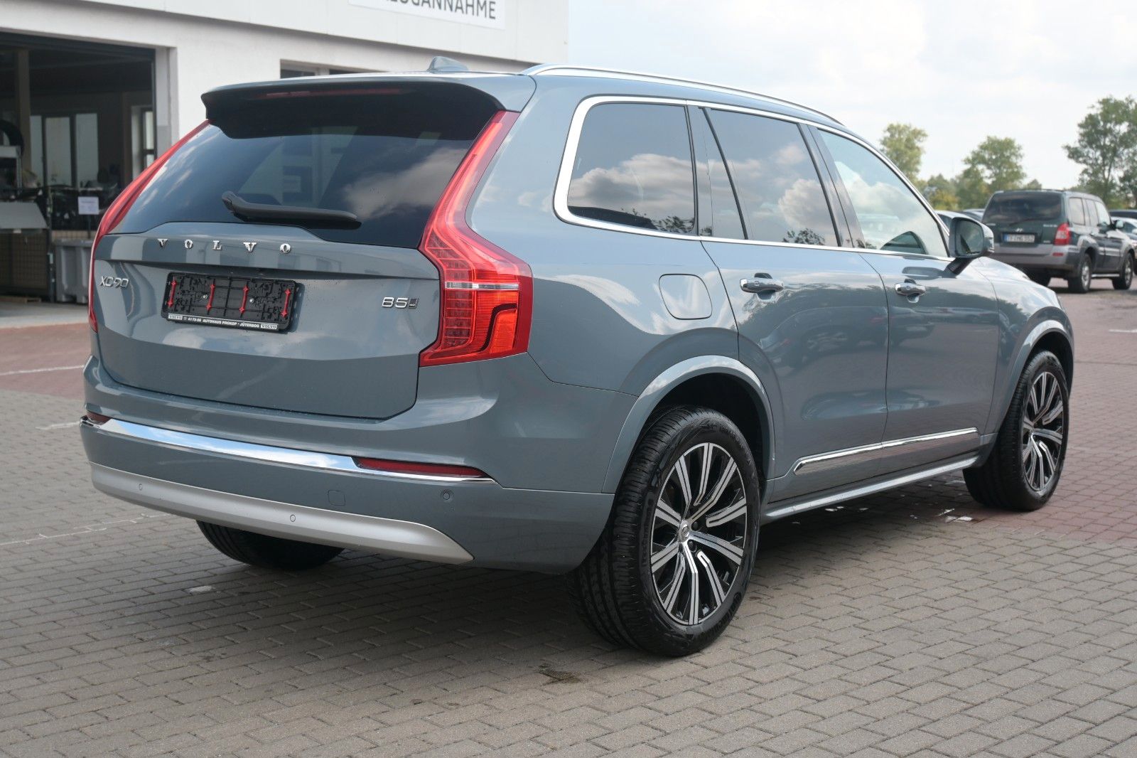 Fahrzeugabbildung Volvo XC90 B5 Inscrip. AWD*LUFT*H&K*ACC*NAV*STDHZG*RFK