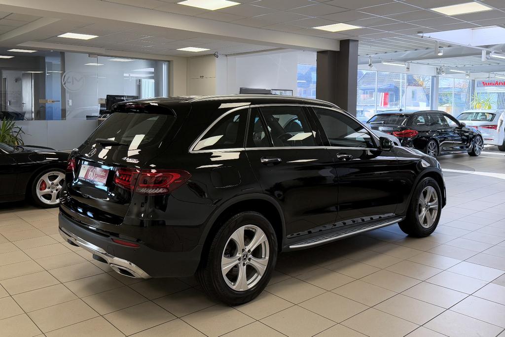 Mercedes-Benz GLC 220