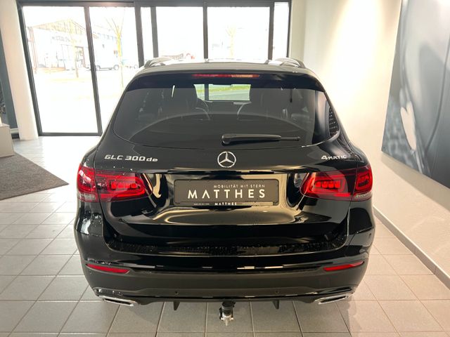 Fahrzeugabbildung Mercedes-Benz GLC 300 de 4M AMG/Night/Pano/AHK