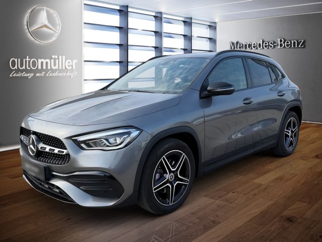 MERCEDES-BENZ GLA 200 4M ALLRAD+AMG+NIGHT+CARPLAY+KAMERA+