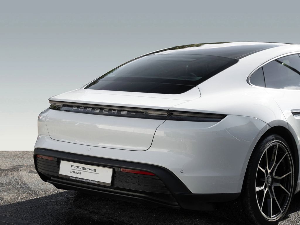 PORSCHE Taycan 2023