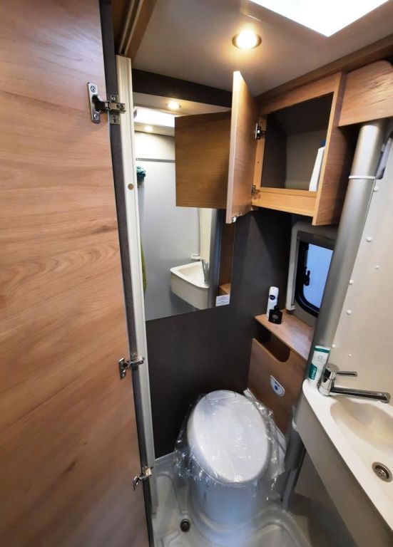 Fahrzeugabbildung ROADFANS Hopper 640 Active Verfüg./Sparen Sie 5.145,- €