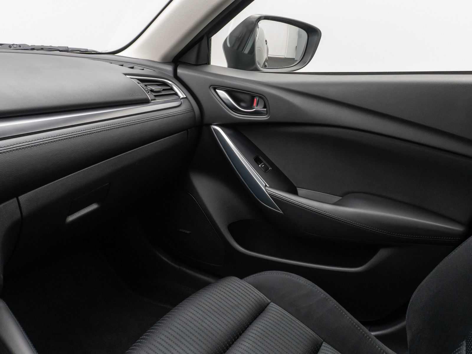 Fahrzeugabbildung Mazda 6 Kombi Sports-Line HUD BOSE Kamera AHK 8fach