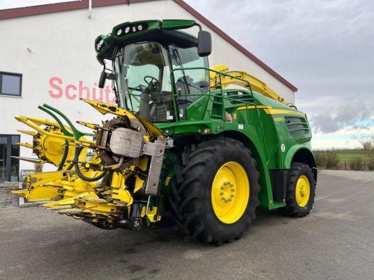 John Deere 8300i Feldhäcksler, Harvestlap, Pickup, Kemper,