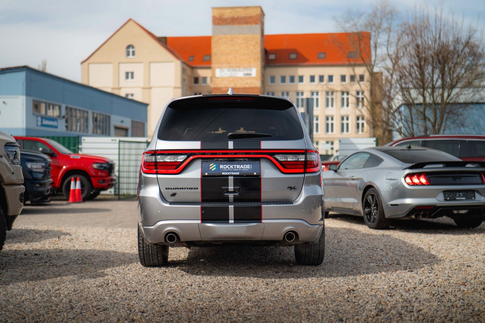 Fahrzeugabbildung Dodge Durango 5.7 V8 R/T SRT 4x4 Night-Paket Modell 22