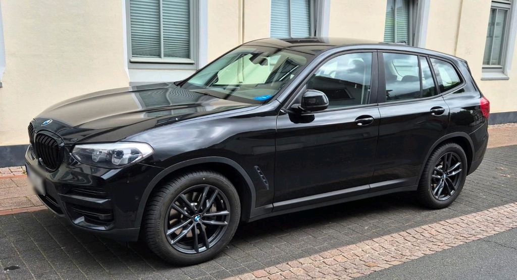 Image of BMW 325