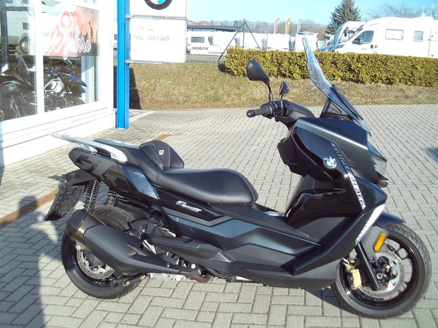 BMW C 400 GT triple black