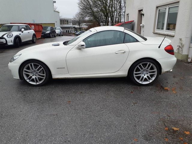 Mercedes-Benz SLK 200 "Sportpaket"/Comand/PTS/Airscarf