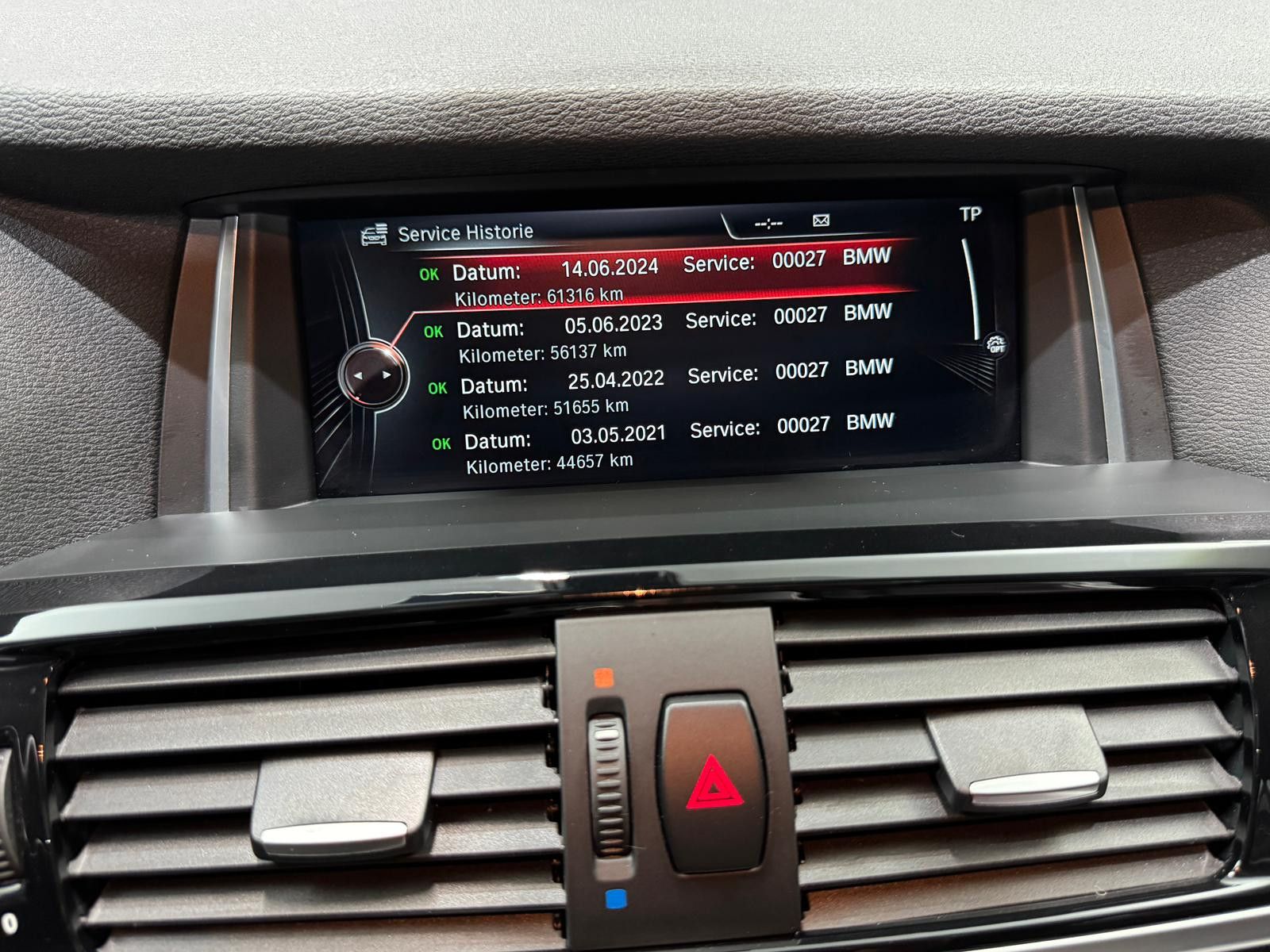 Fahrzeugabbildung BMW X4 xDrive 35I|PANO|MEMORY