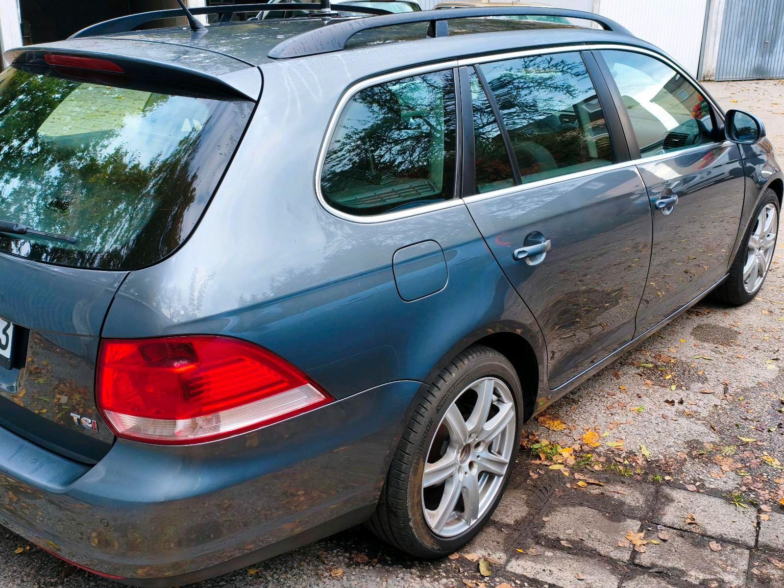 Volkswagen Golf 2009 — engine 122 HP (90kW)