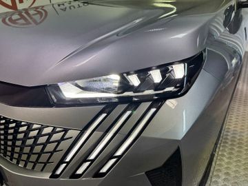 Peugeot 5008 Hybrid 145 GT Exclusive AHK7-Sitze360 Kam