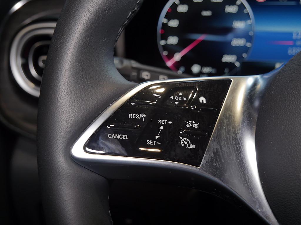 Mercedes-Benz V 250 AVANTGARDE MOPF WINTER AHK 6SITZER BURM