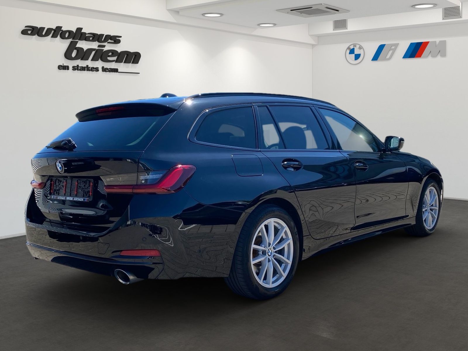 BMW 320d Touring, ab 222,- € mtl. Rate foto 3