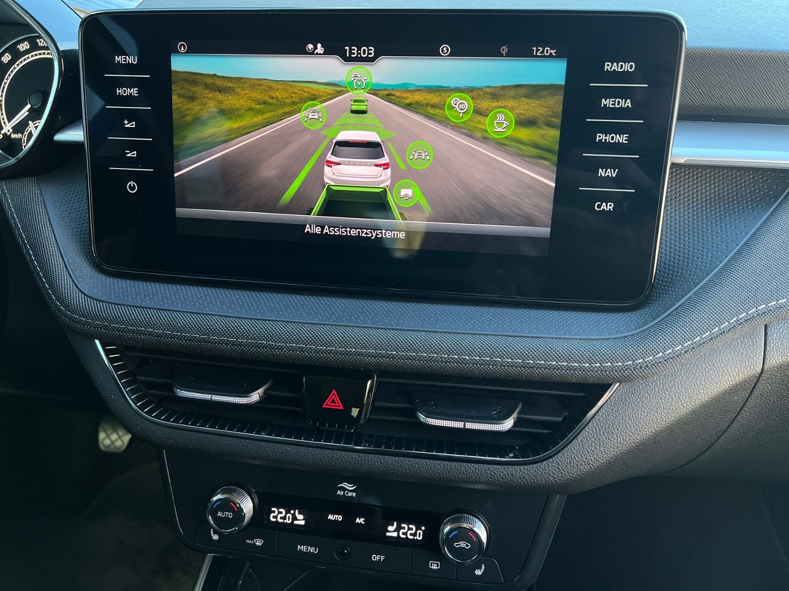 Fahrzeugabbildung SKODA Fabia Style 1.0 TSI *AHK, ACC, LED, Navi*