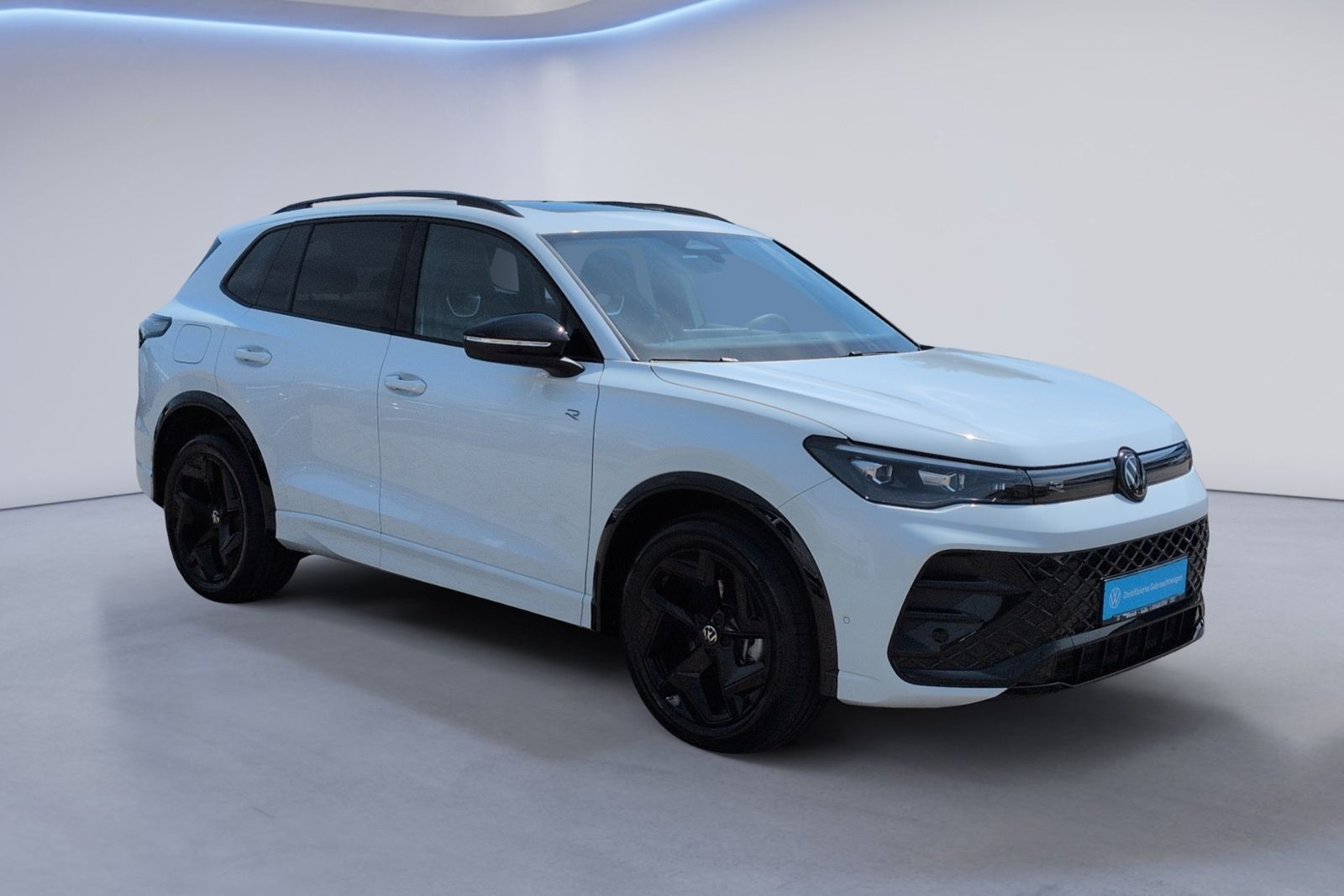 Tiguan R-Line 1.5 eTSI DSG AHK+PANO+BlackStyle+