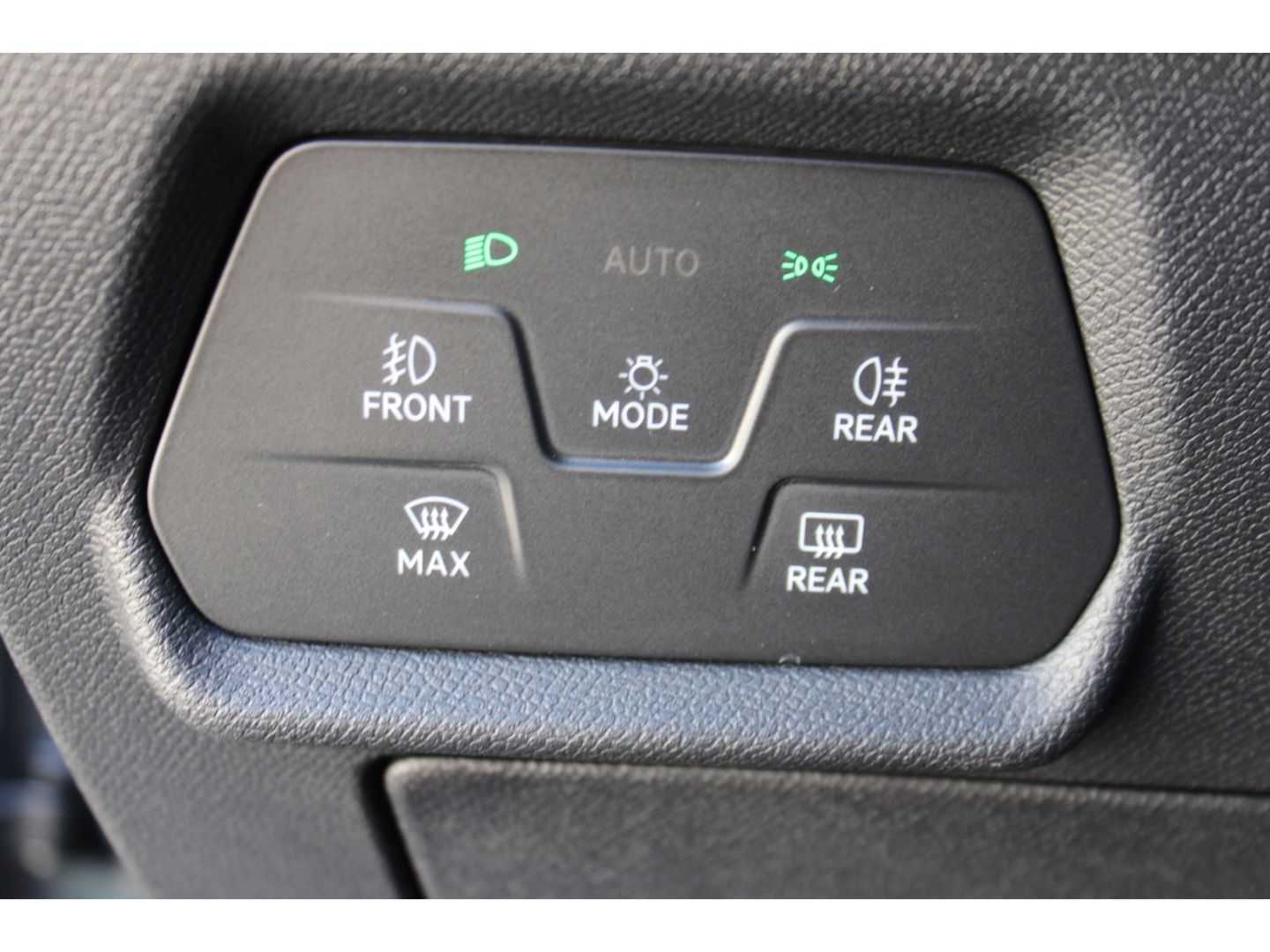 Fahrzeugabbildung CUPRA Formentor 1,5 TSi DSG ACC LED TWA  RFK Full Link