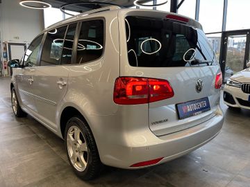 Volkswagen Touran Highline *PANO*SHZ*NAVI*PDC*TEMPOMAT*