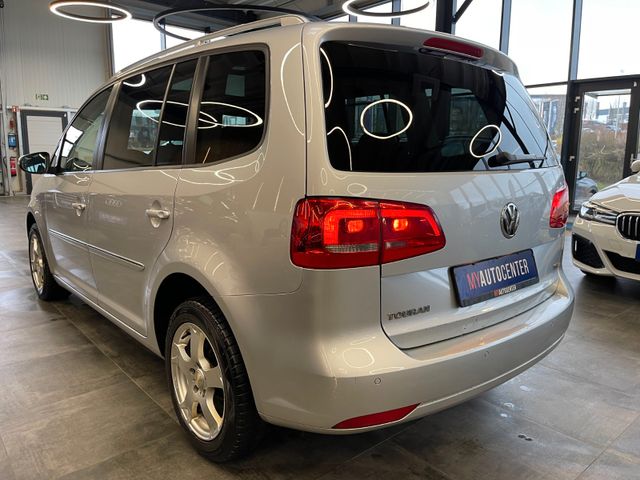 Volkswagen Touran Highline *PANO*SHZ*NAVI*PDC*TEMPOMAT*