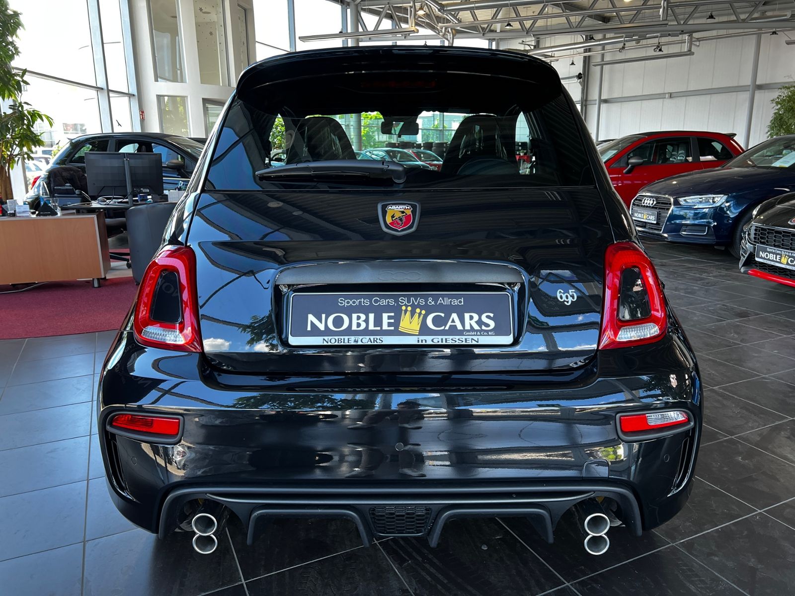 Fahrzeugabbildung Abarth 695 75 Anniversario BEATS Full Link KLIMA NAVI