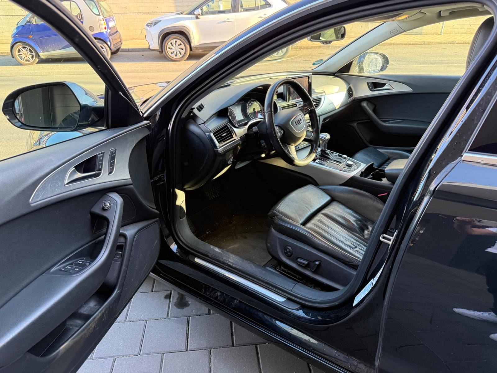 Audi Quattro 2011 — photo 18
