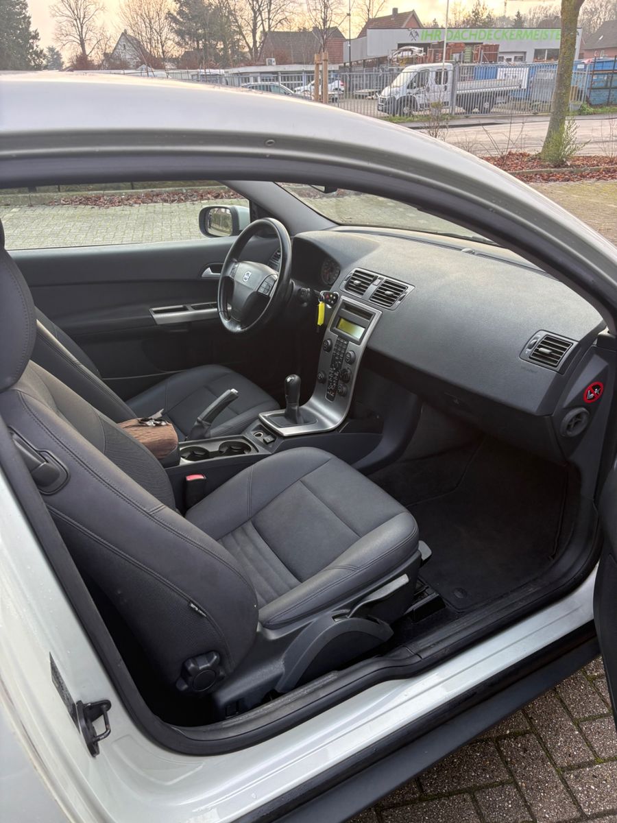 Photo 6 of VOLVO C30
