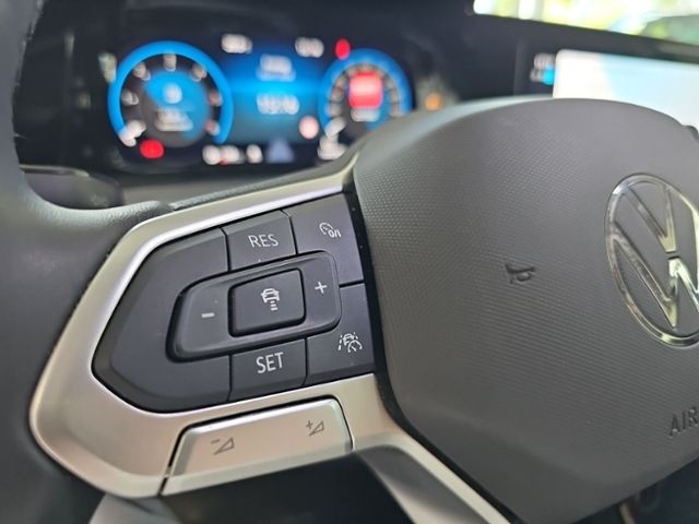 Fahrzeugabbildung Volkswagen Golf Variant 2.0 TDI Active LED-PLUS ACC NAVI AH