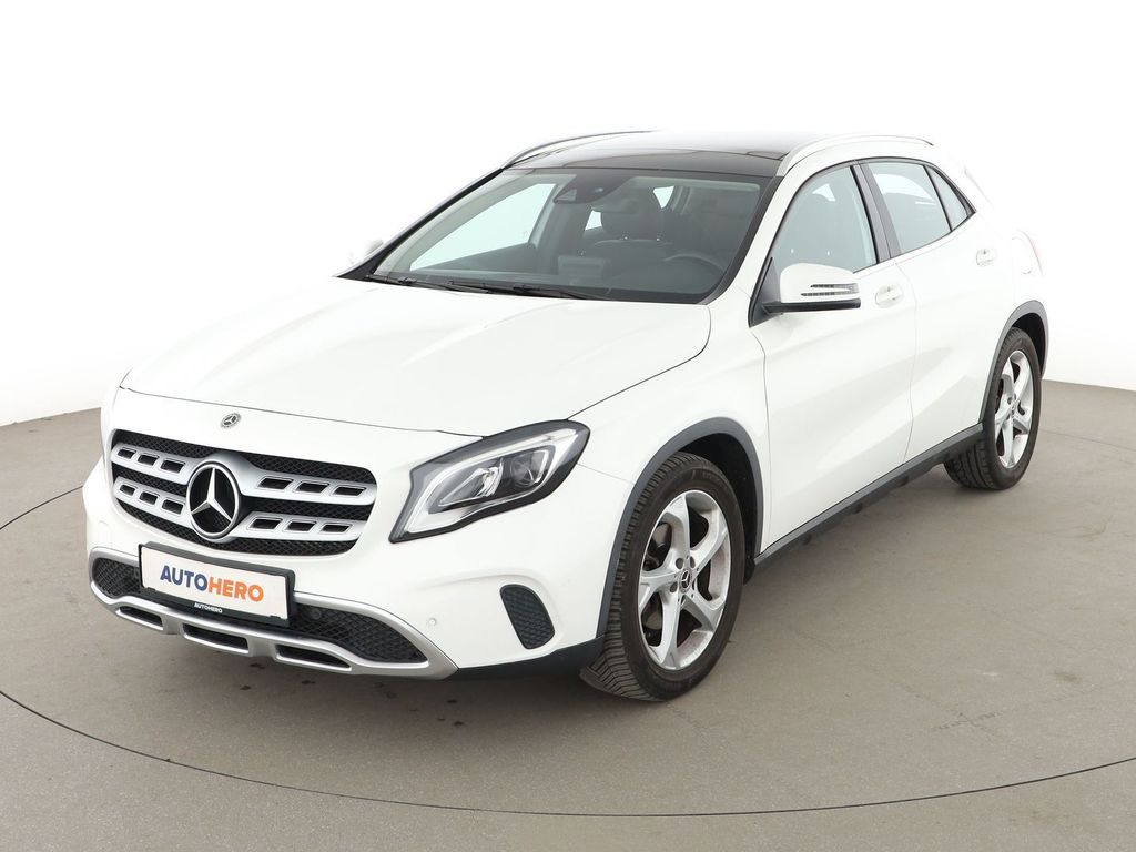 Image of Mercedes-Benz GLA 200