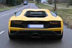 Fahrzeugabbildung Lamborghini Aventador S*VOLL Ausstattung *Voll Carbon