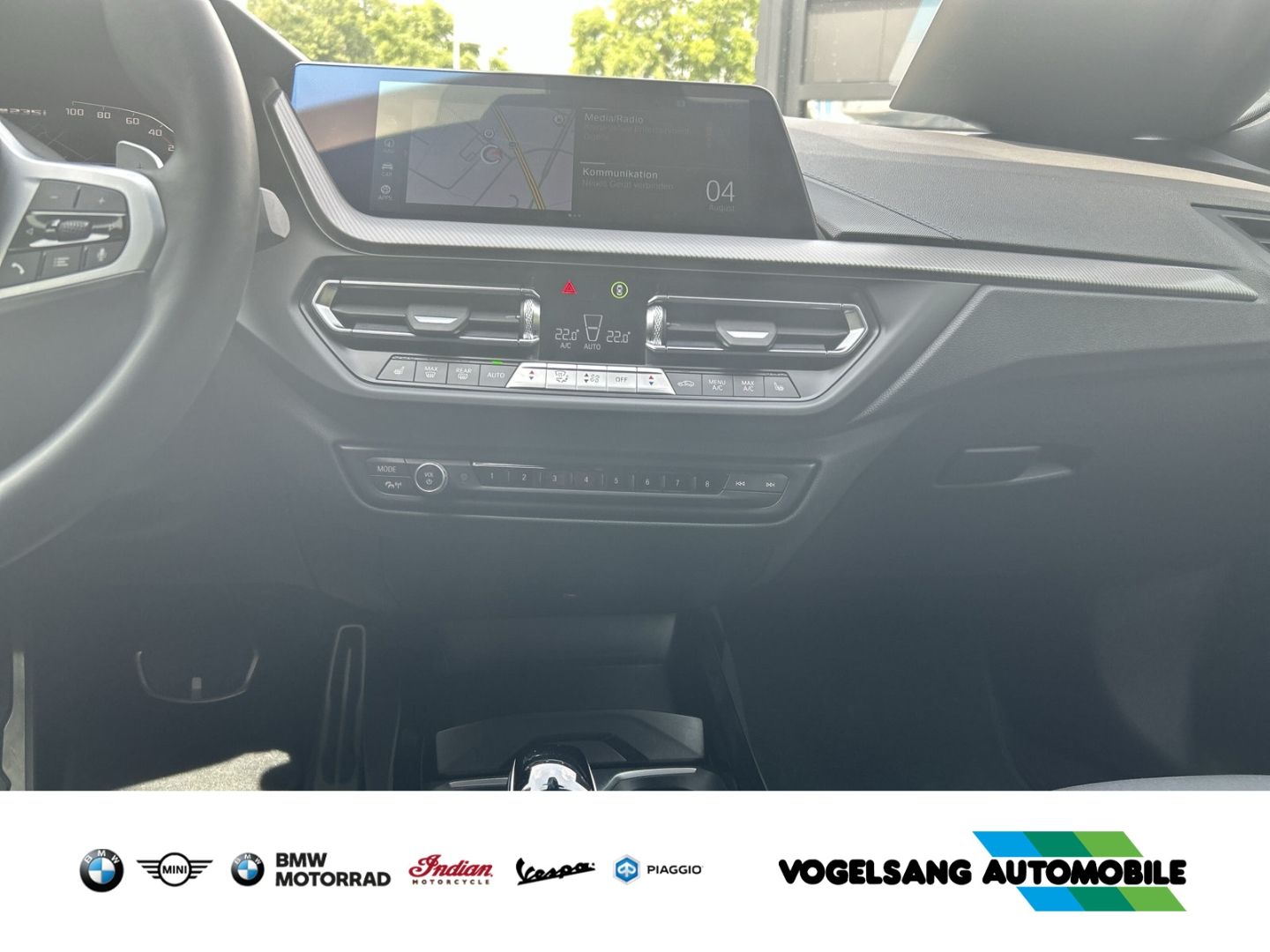 Fahrzeugabbildung BMW M235i xDrive Gran Coupe Park-Assistent Head-Up H