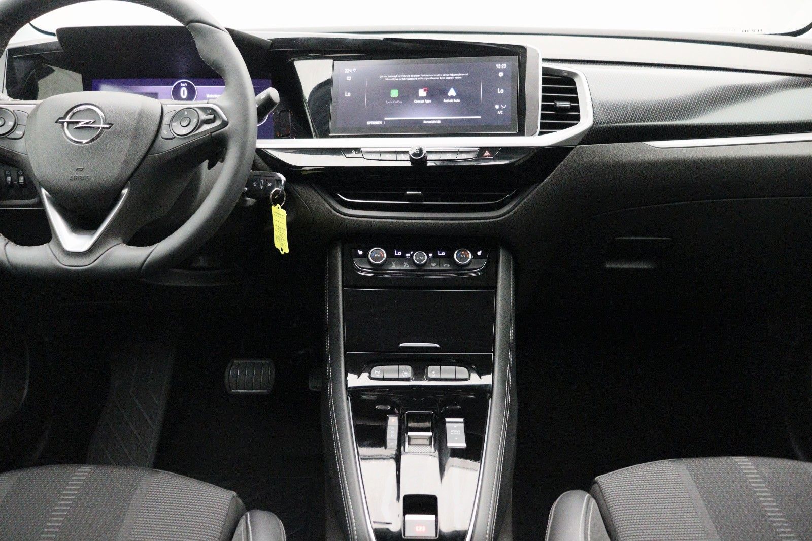 Fahrzeugabbildung Opel Grandland 1.2 GS-Line NAVI LED KAMERA