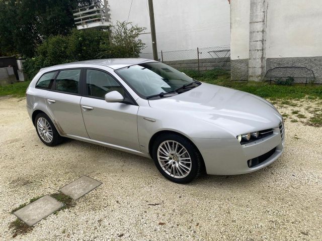 Alfa Romeo 159 1.9 JTDm 16V Sportwagon TI Q-Tron