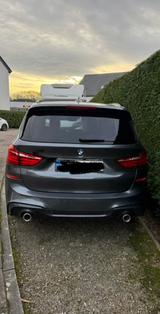 BMW 220 Gran Tourer 220i Steptronic M Sport M Sport - graue BMW 220 Gran Tourer