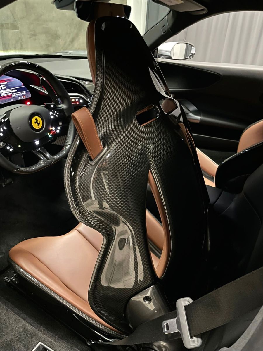 Fahrzeugabbildung Ferrari SF90 NOVITEC RACINGSEAT CARBONPACK LIFT JBL FULL